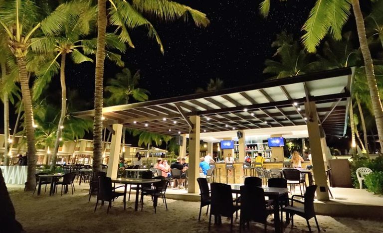 Nightlife In and Around Alona Beach, Panglao: The Best Bars and Lounges ...